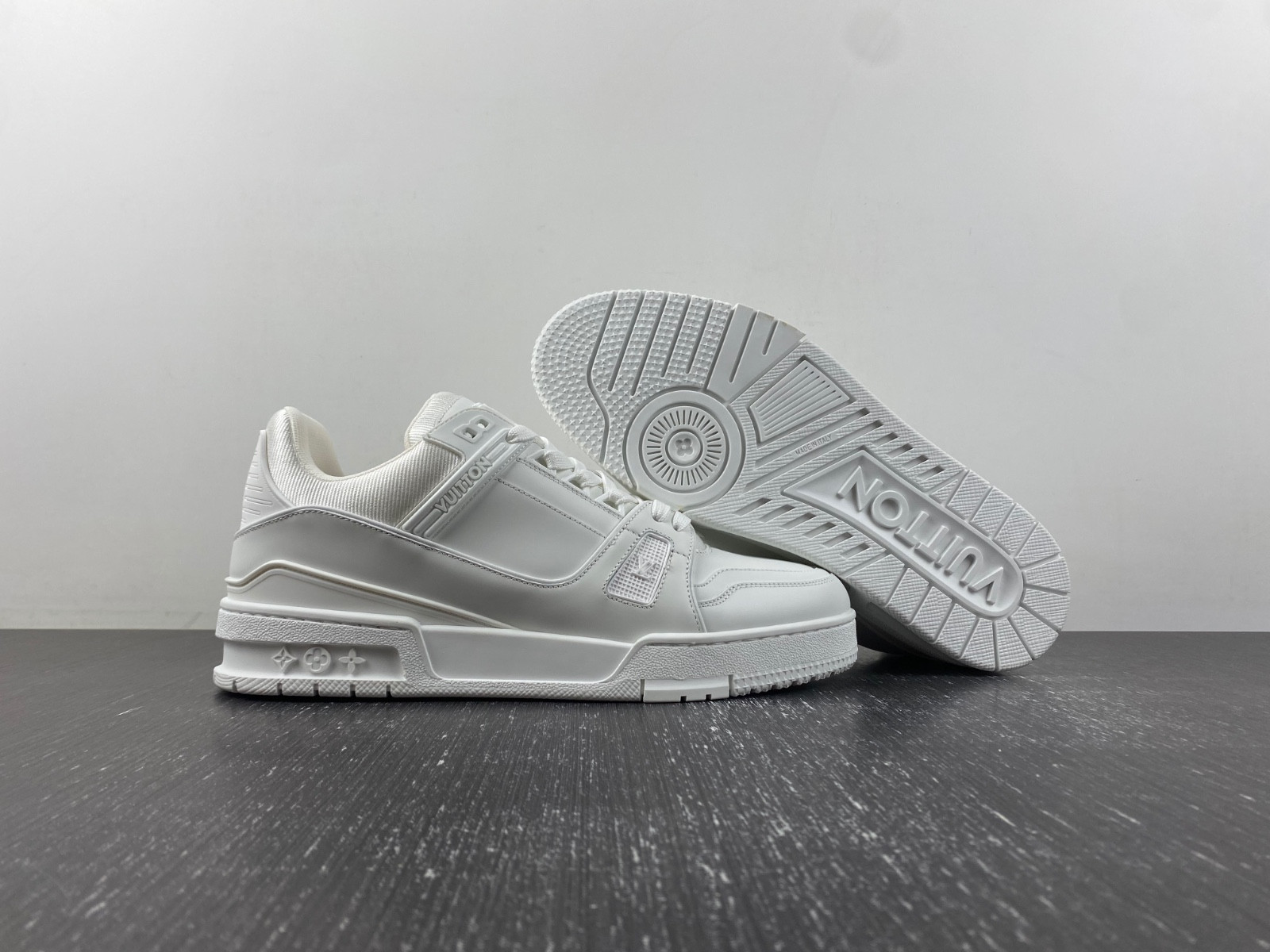 LVT SNEAKERS