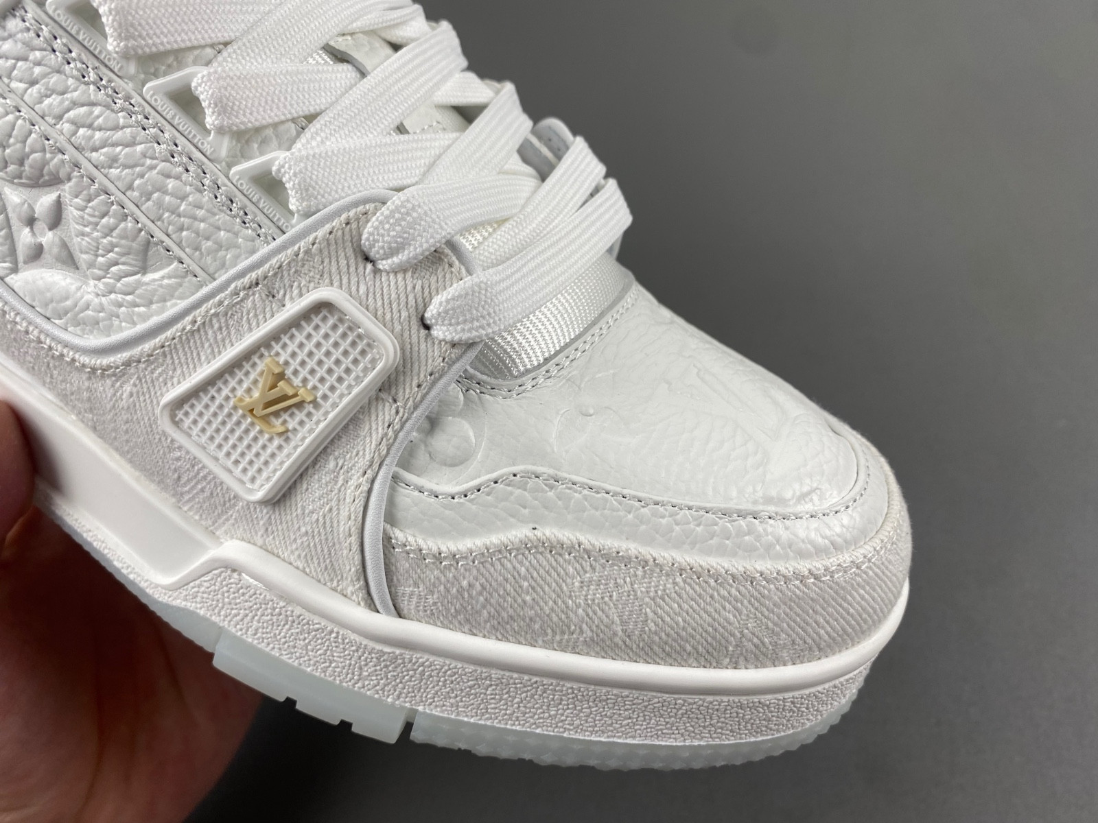 lvt sneakers
