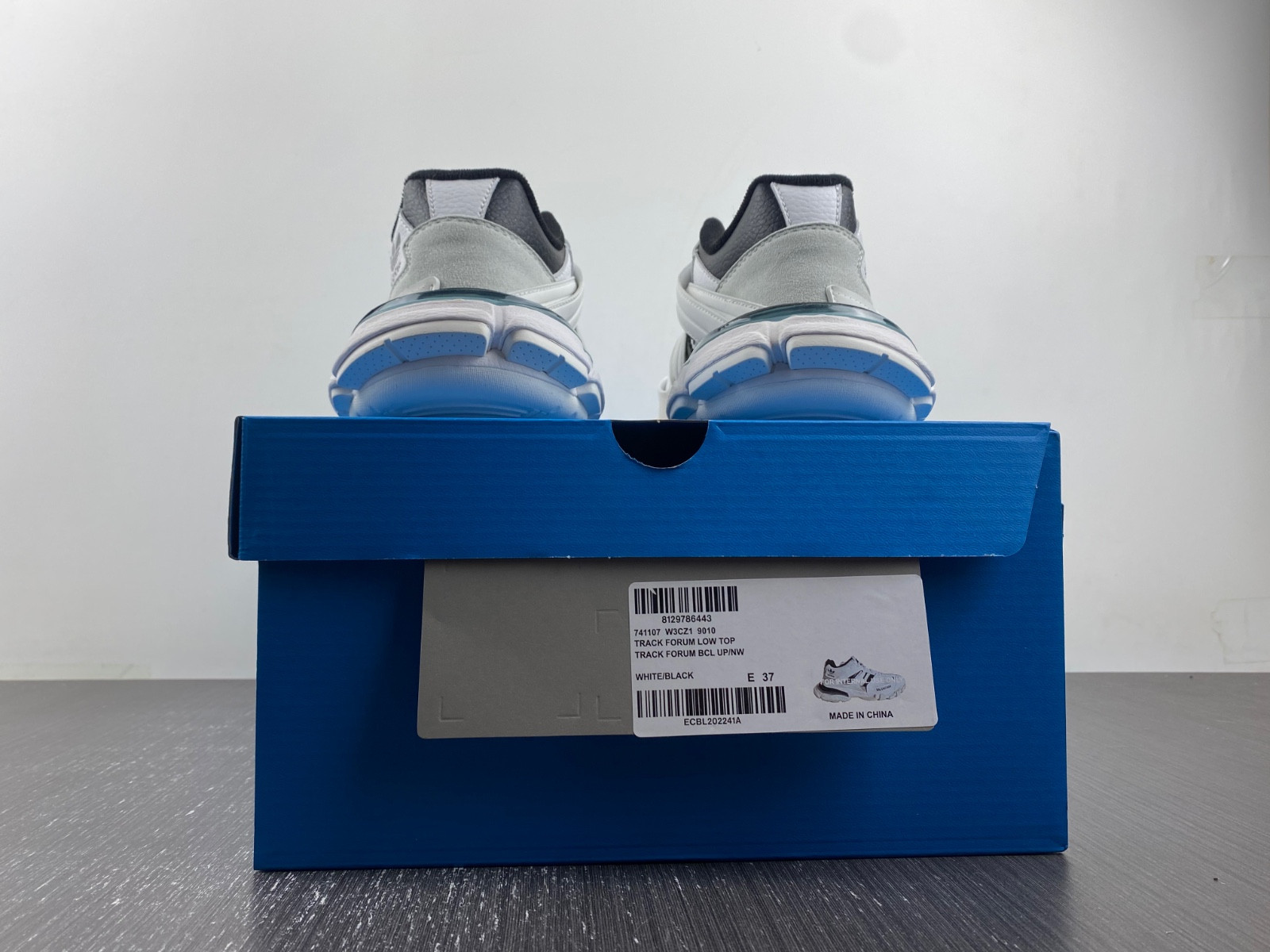 bc track sneaker