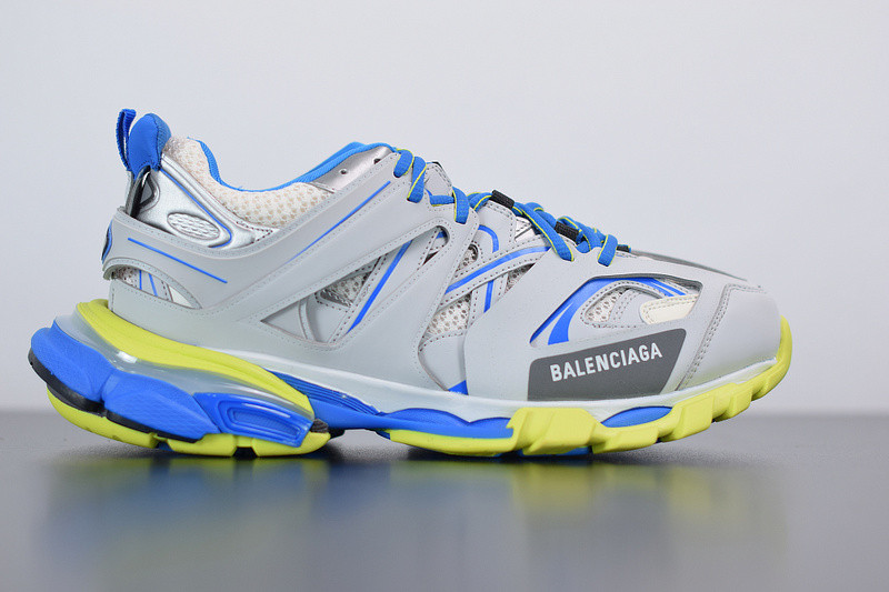 bc track sneaker