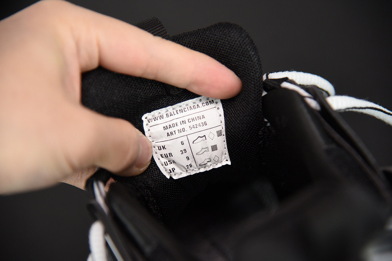 bc track sneaker