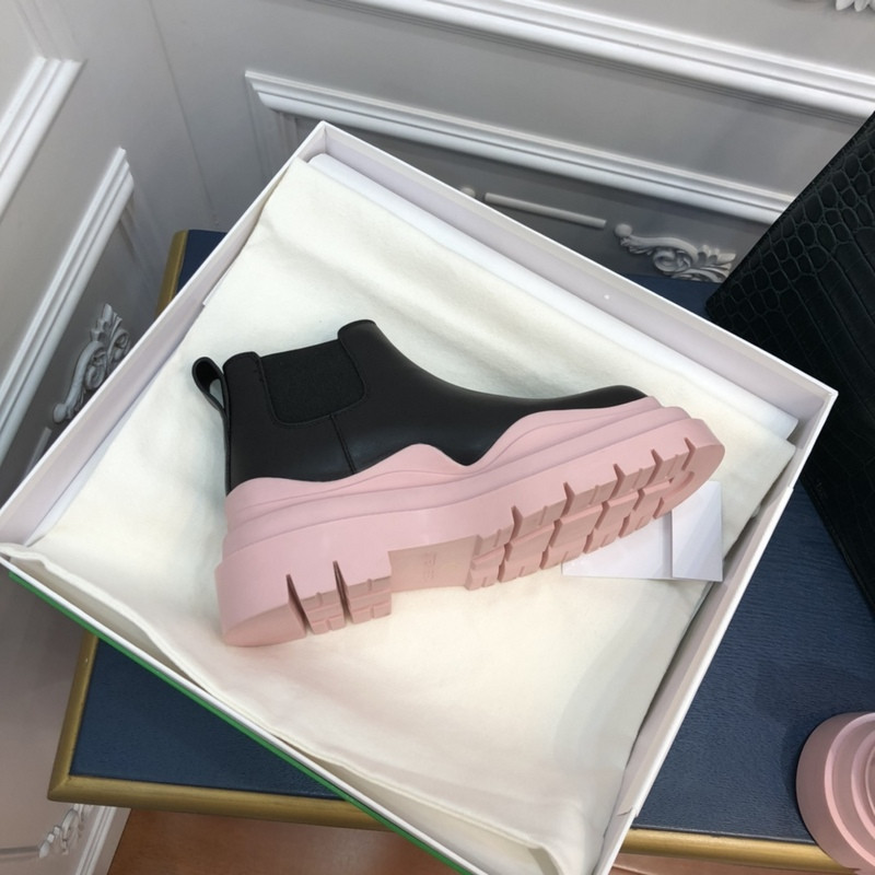 Bo*te*ga ve*ne*ta sneaker