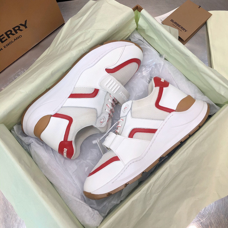 B**rry sneaker