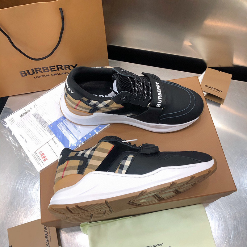 B**rry sneaker