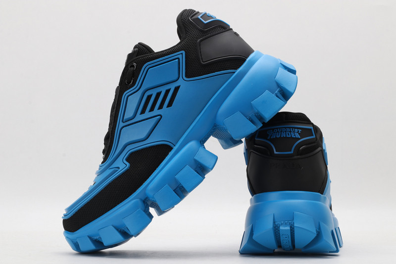 pr sneaker