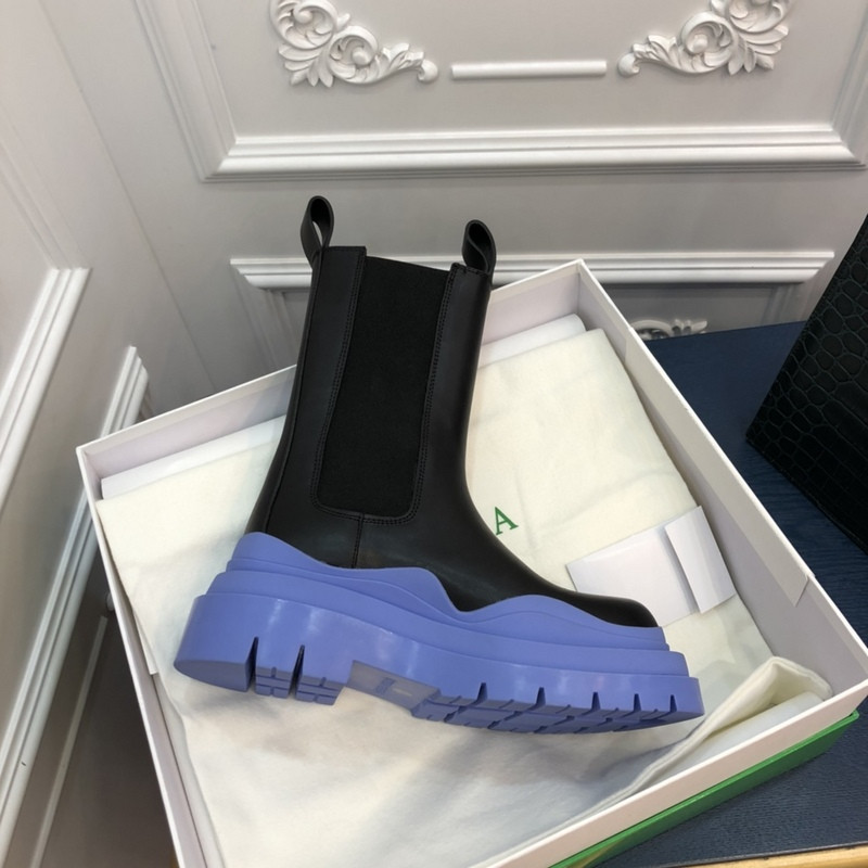 Bo*te*ga ve*ne*ta sneaker