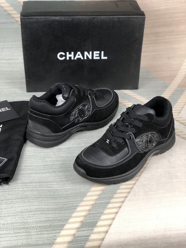 Ch*el sneaker