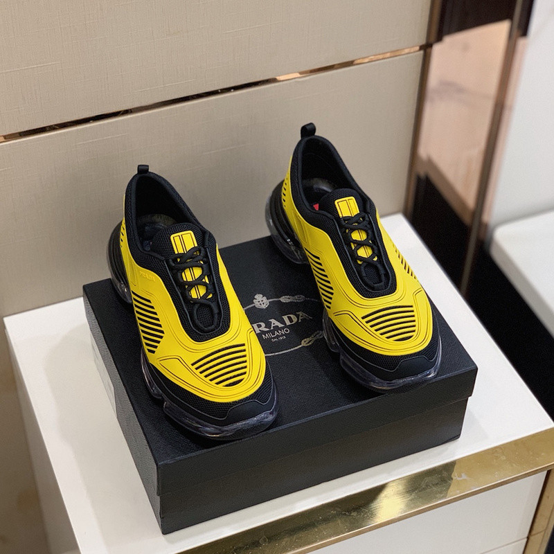 pr sneaker