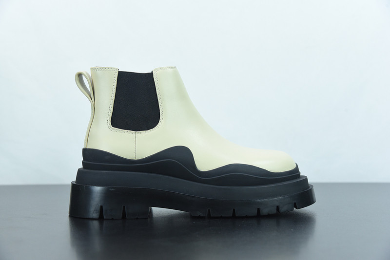 Bo*te*ga ve*ne*ta sneaker