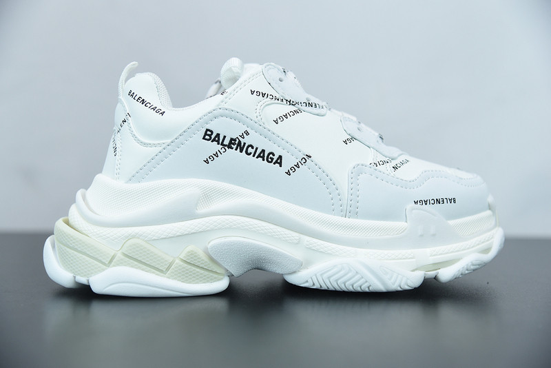 bc triple s trainer white 524039 w06e2 2021