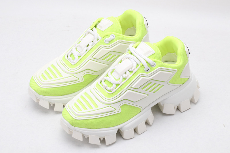 pr sneaker