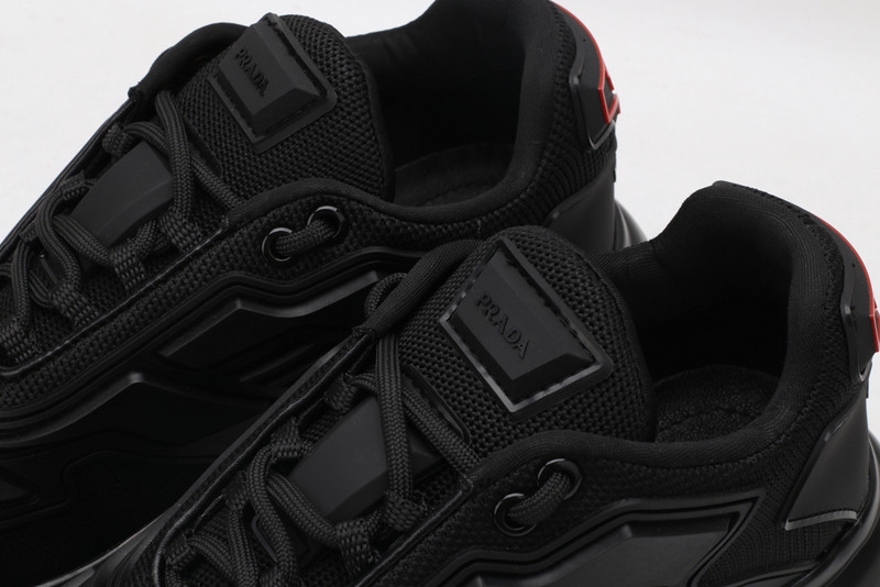 pr sneaker