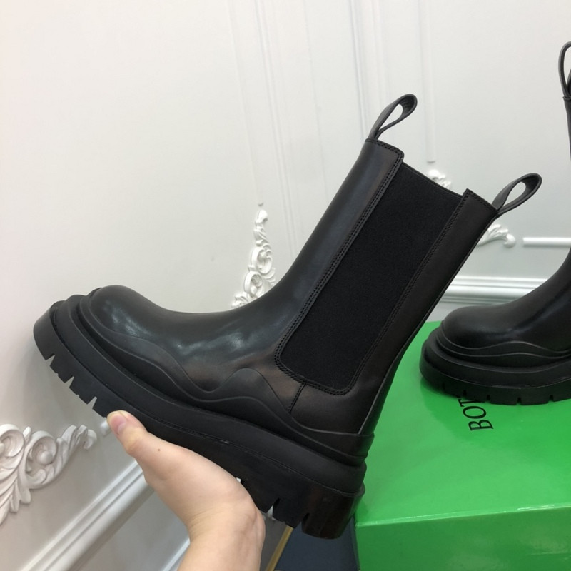 Bo*te*ga ve*ne*ta sneaker