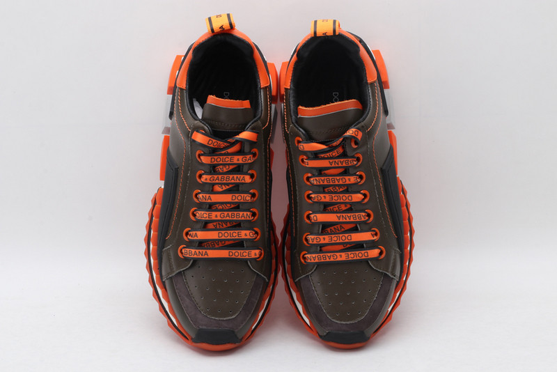 dg sneaker