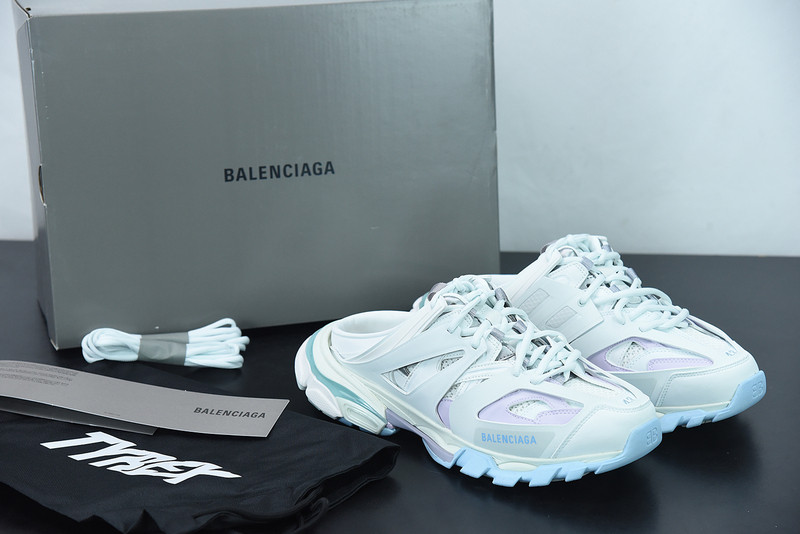 bc track sneaker