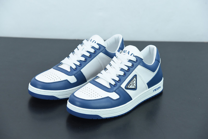 pr sneaker