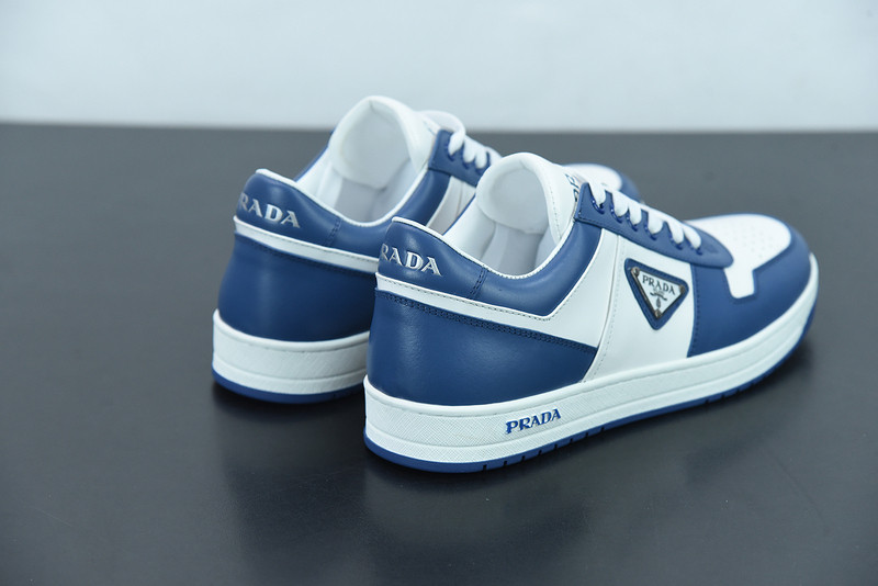 pr sneaker