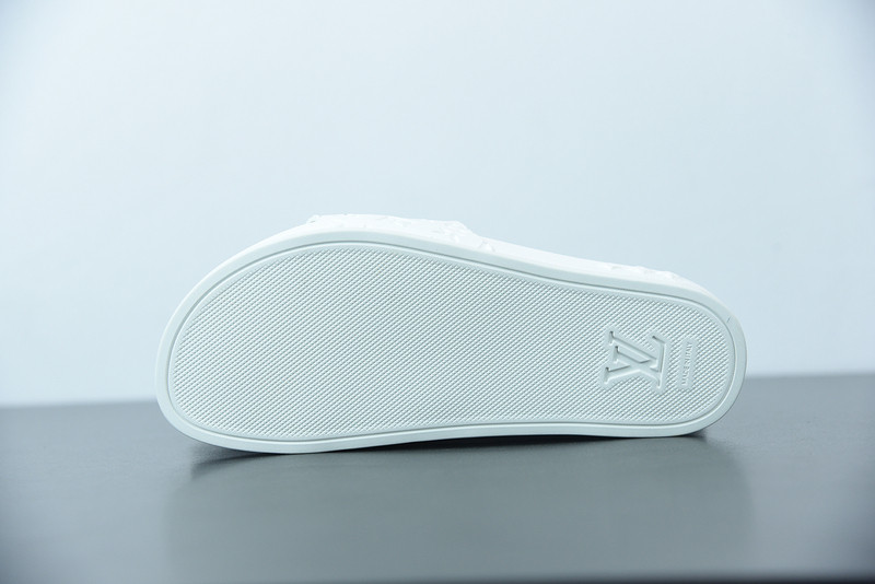 lvt sandals