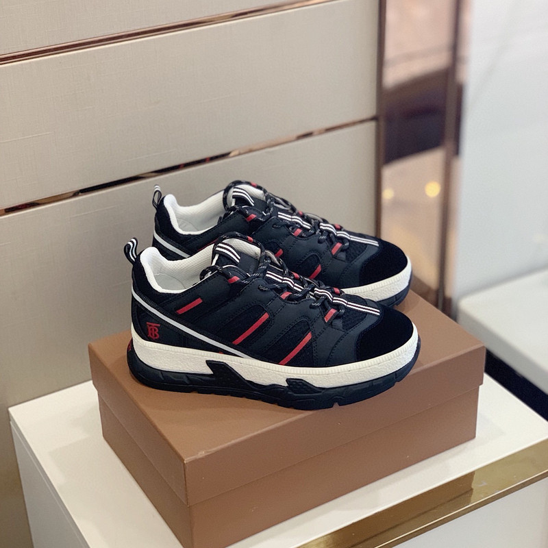 B**rry sneaker