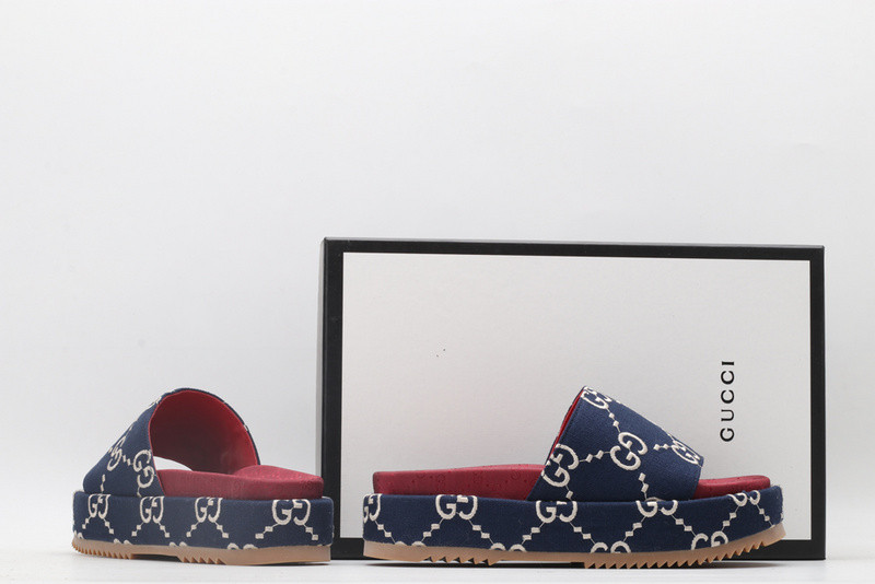 g*u*i sandals