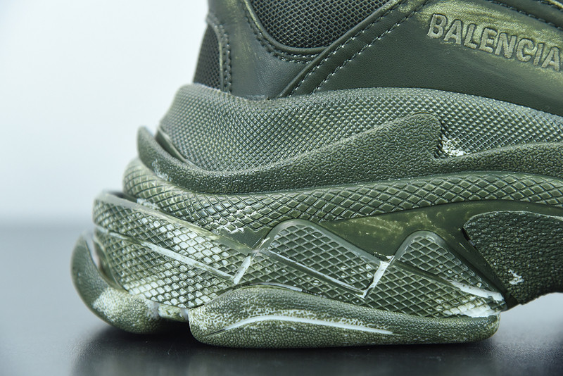 bc triple s trainer
