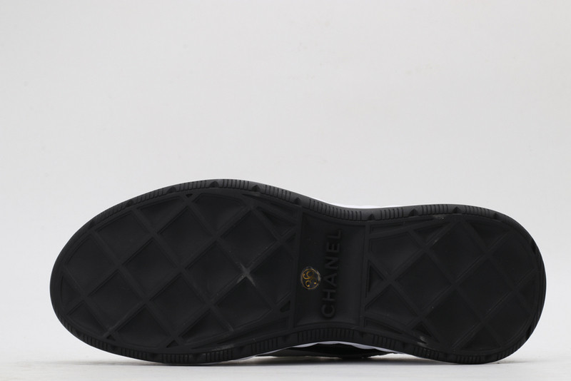 Ch*el sneaker