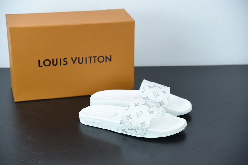 lvt sandals