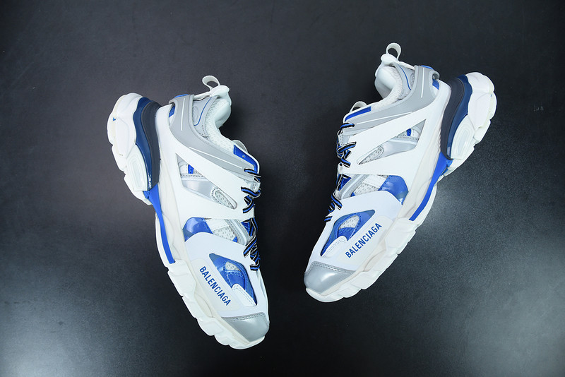 bc track sneaker