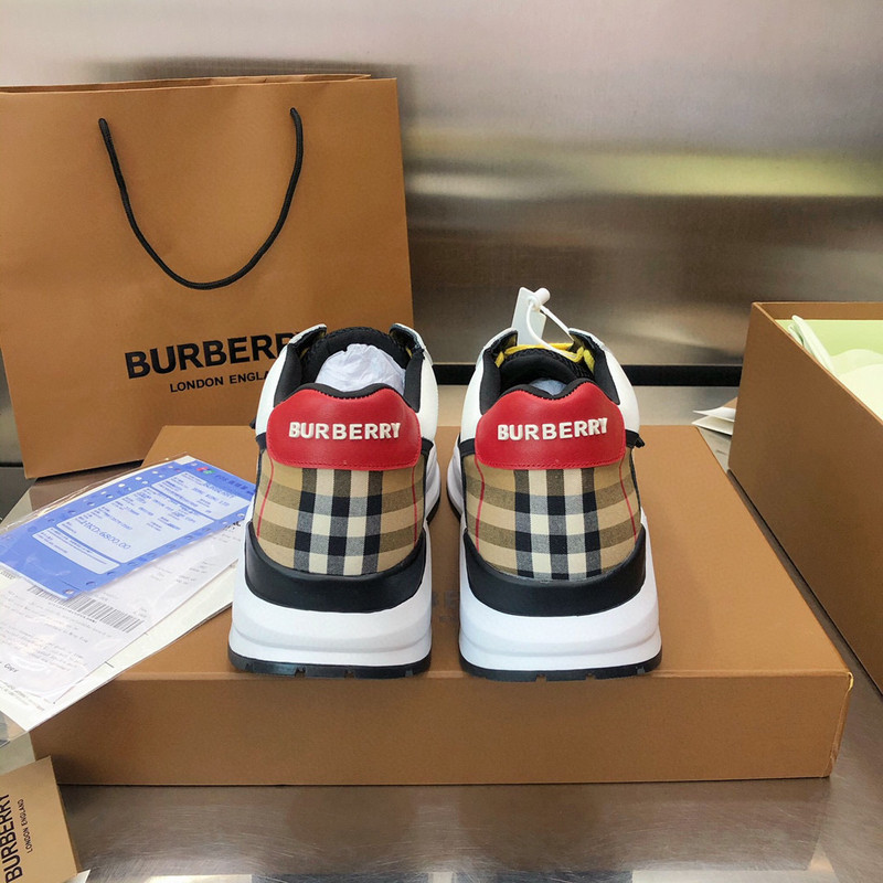 B**rry sneaker