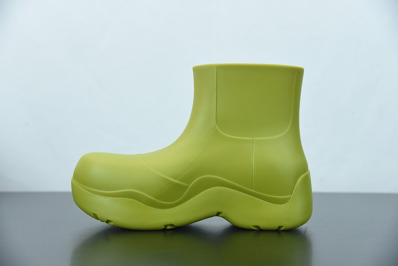 Bo*te*ga ve*ne*ta sneaker