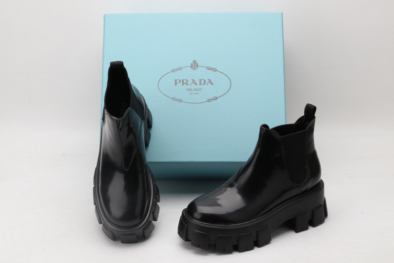 pr sneaker