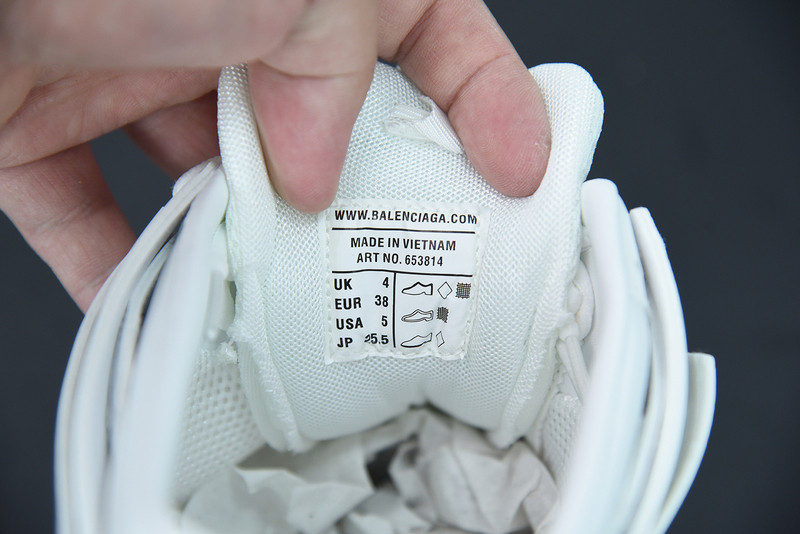 bc track sneaker