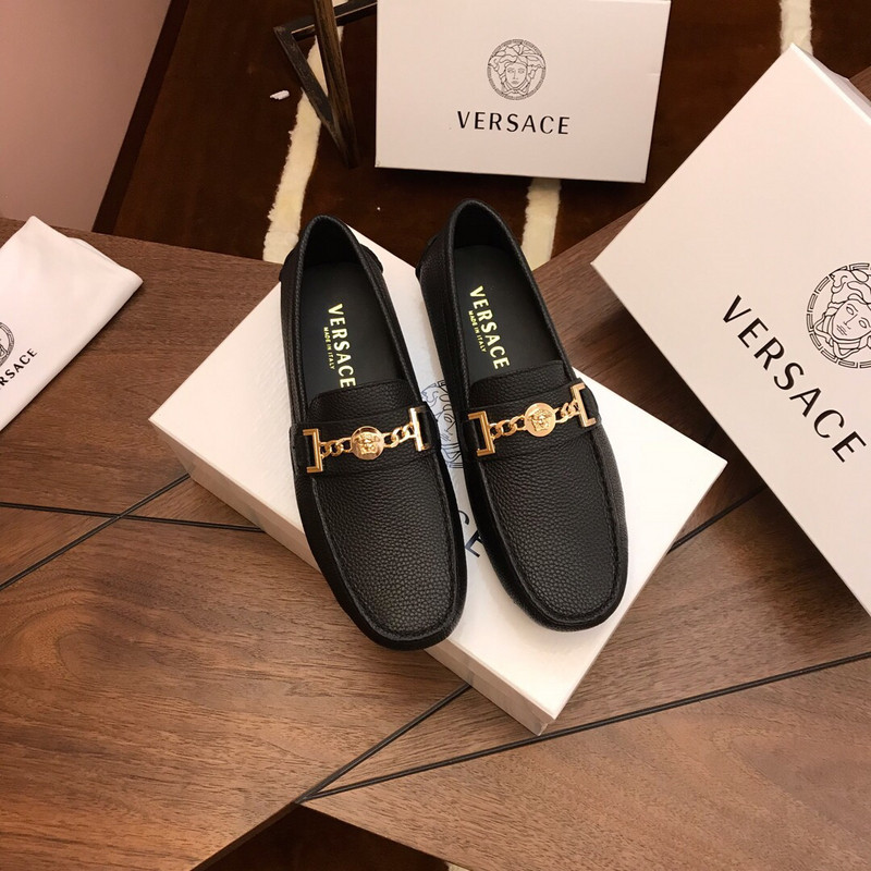 vs sneakers