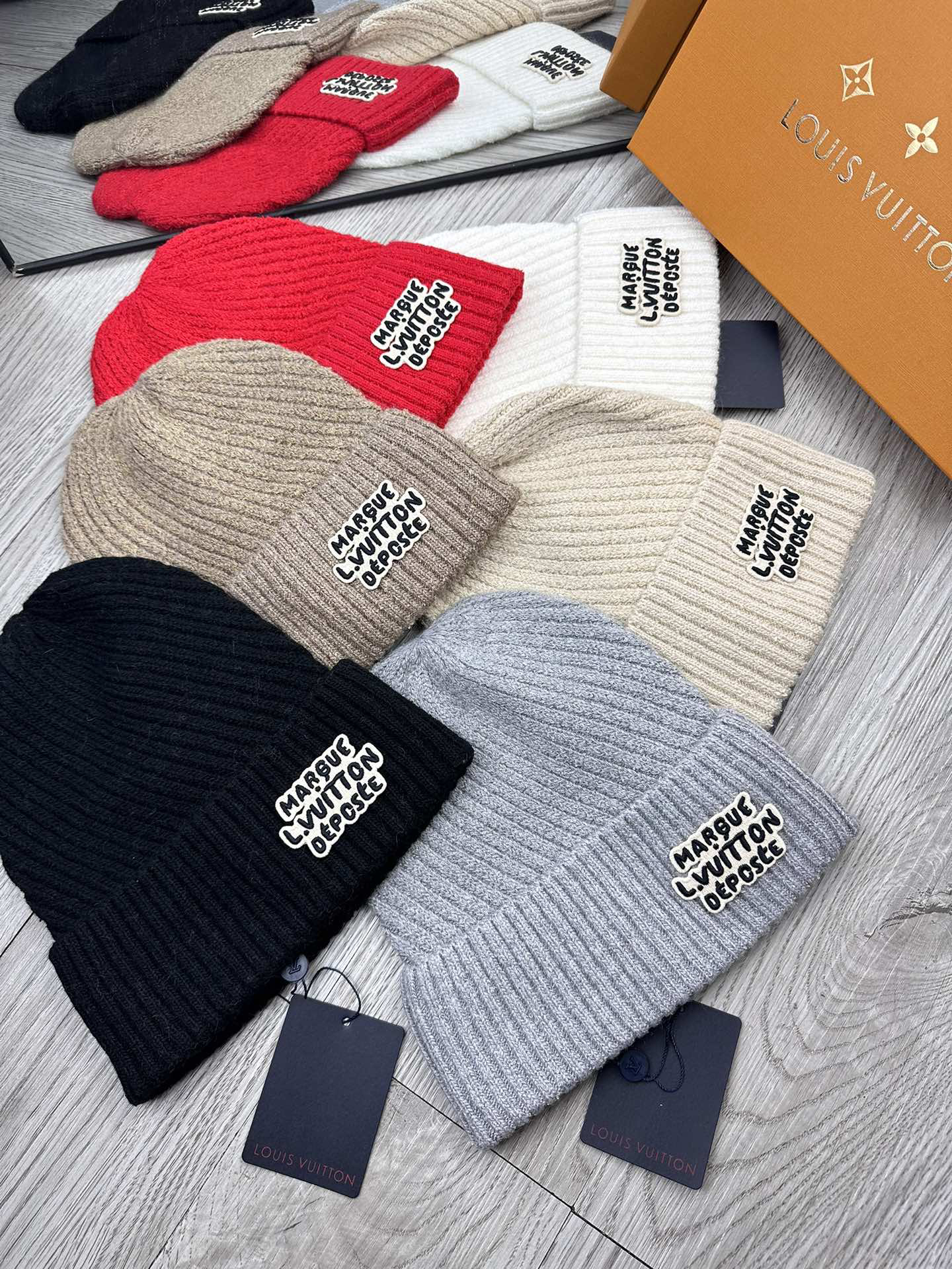 lvt Hat