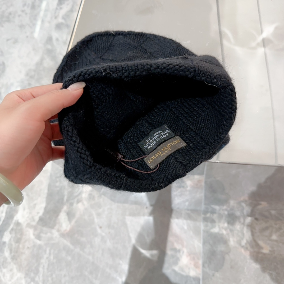 lvt Hat