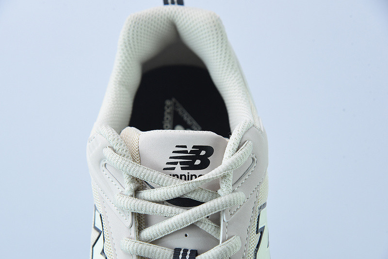 new balance sneaker