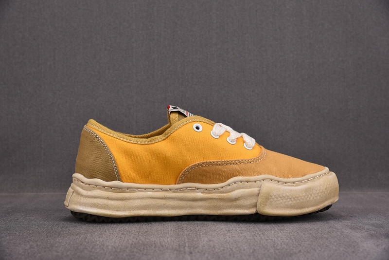 Ma*s*n mihara yasuhiro sneaker
