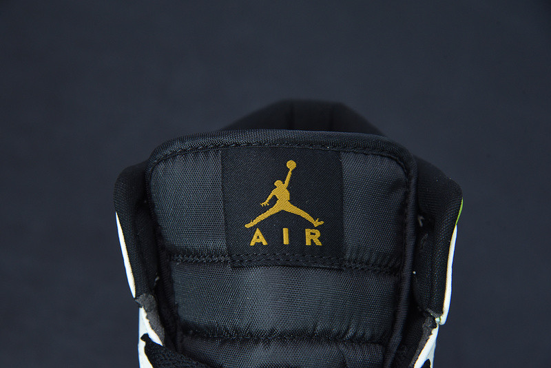 air jordan 1 mid