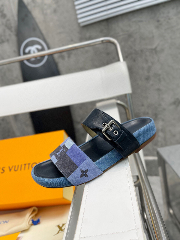 lvt sandals