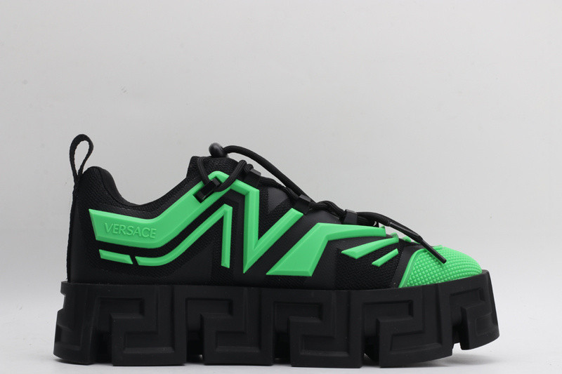 vs sneakers