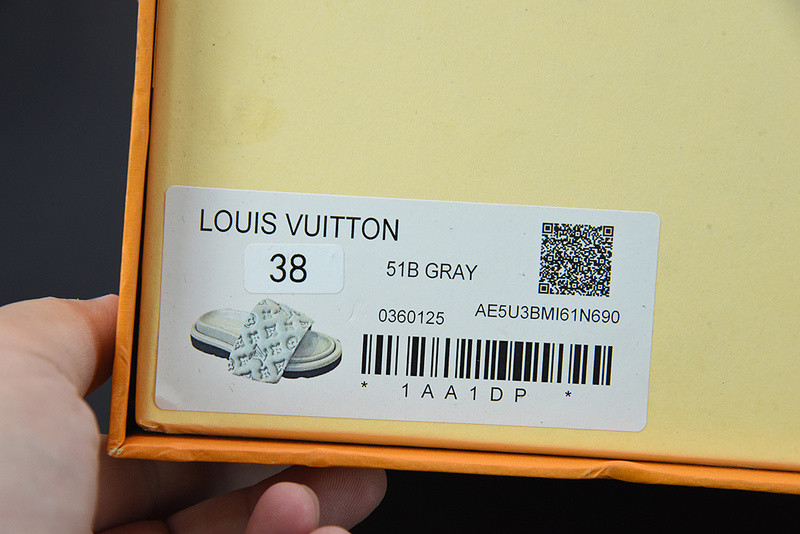 lvt sandals