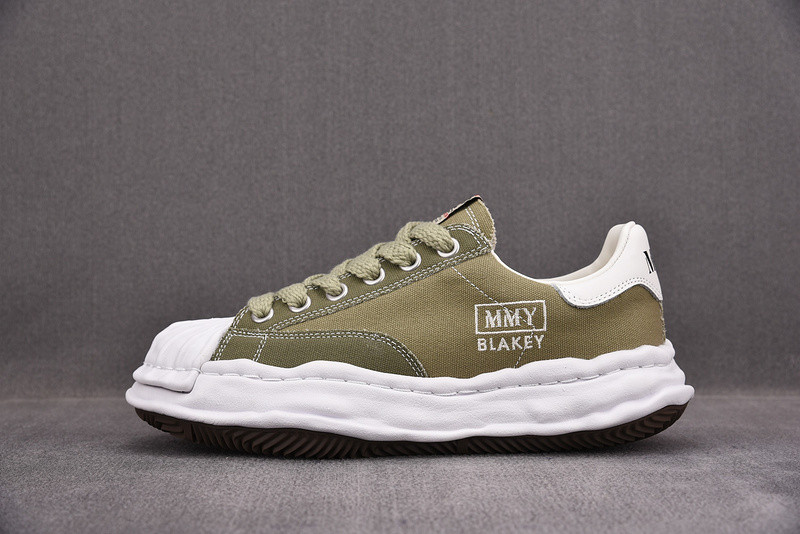 Ma*s*n mihara yasuhiro sneaker