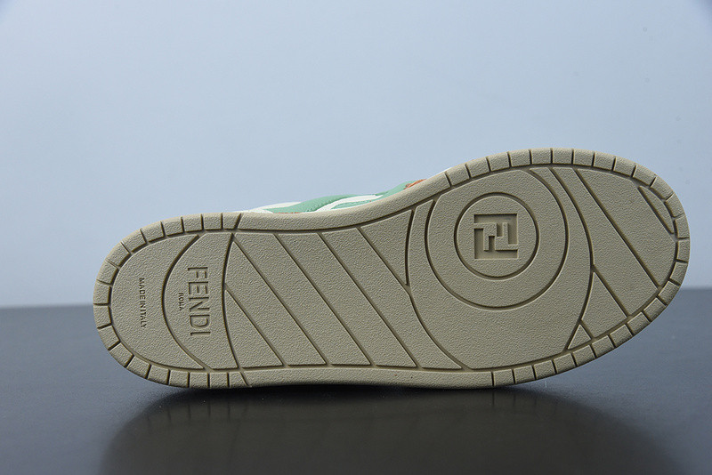 fen sneaker