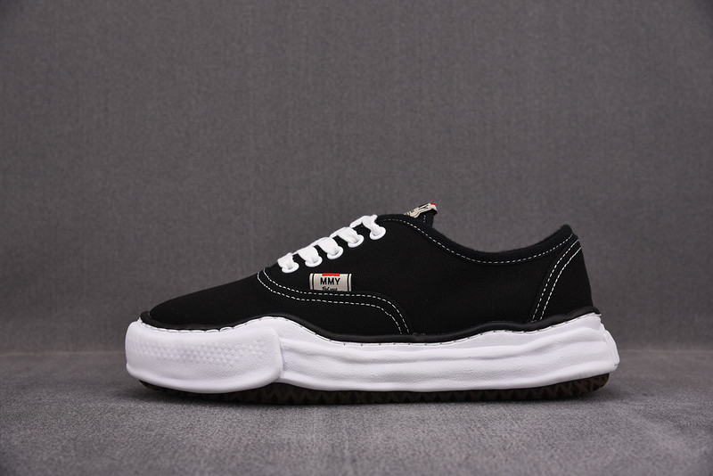 Ma*s*n mihara yasuhiro sneaker