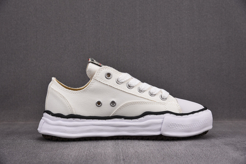 Ma*s*n mihara yasuhiro sneaker