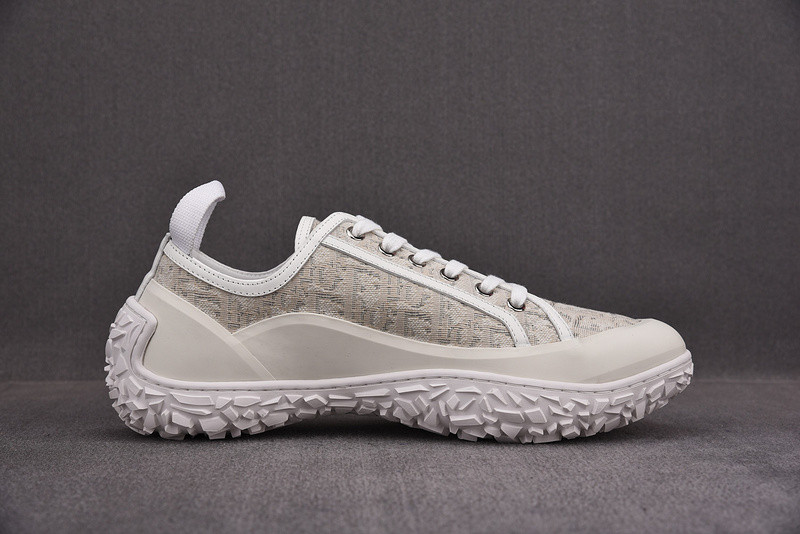 dio* sneaker