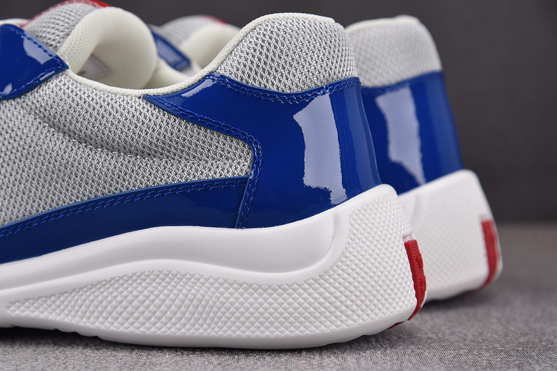 pr sneaker