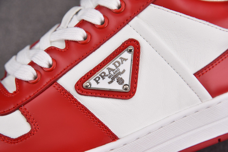 pr sneaker