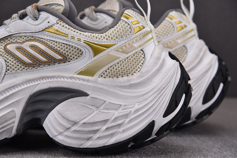 BC XL SNEAKERS