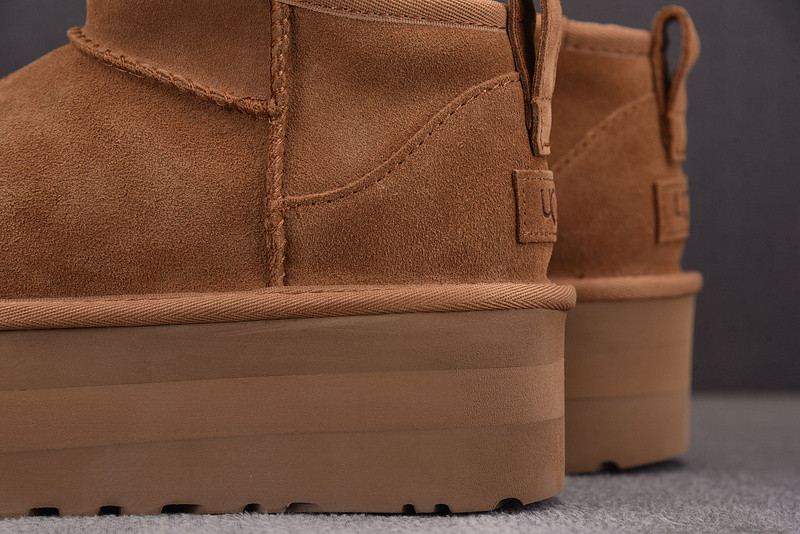 UGG